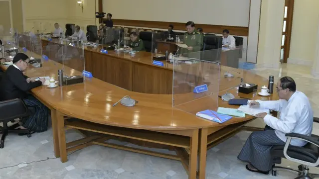 အမျိုးသားကာကွယ်ရေးနဲ့လုံခြုံရေးကောင်စီက အရေးပေါ်ကာလကို နောက်ထပ် ခြောက်လသက်တမ်းတိုးပေးထား