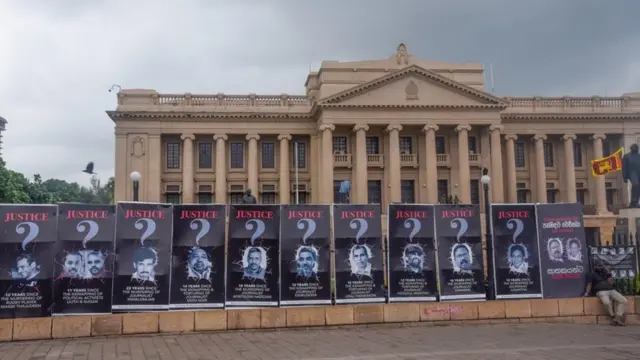 ఆందోళనల సమయంలో హత్యకు గురైన, కనిపించకుండా పోయిన జర్నలిస్టుల కోసం నిరసన