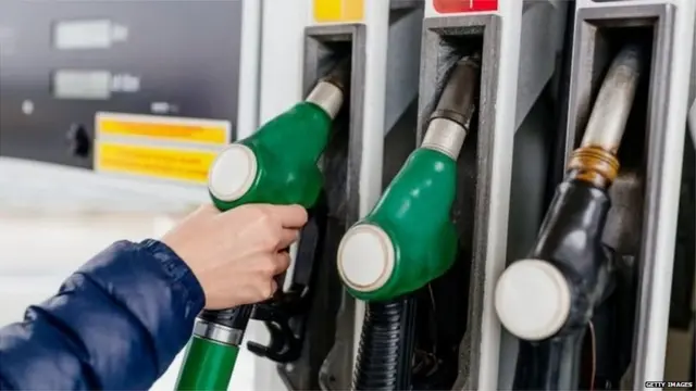 पेट्रोल पंप