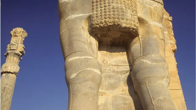 ইরানের প্রাচীন সভ্যতার পীঠস্থান পার্সেপোলিস