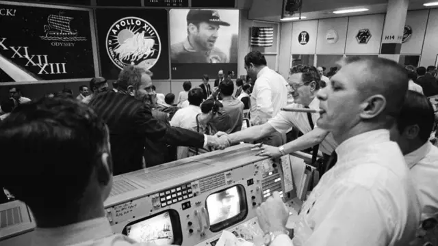 太空任务控制中心