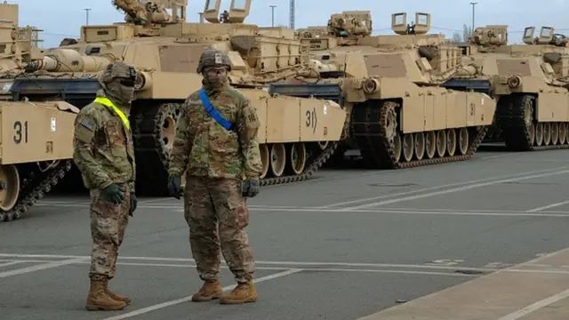 Военные и техника США в Европе