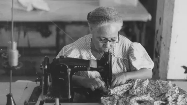 Las primeras industrias establecidas en Puerto Rico tras los incentivos económicos estaban relacionadas a trabajos de alta intensidad.