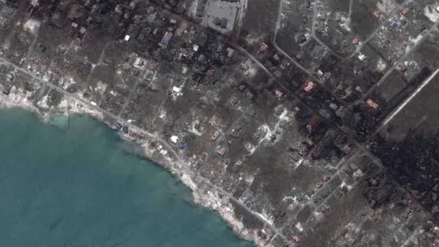 Vista aérea de la devastación en el puerto Marsh de Gran Ábaco, tras el paso del huracán Dorian.