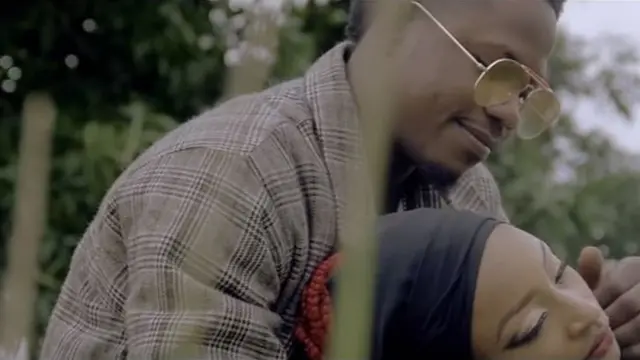 Rahama kwance a jikin Classiq