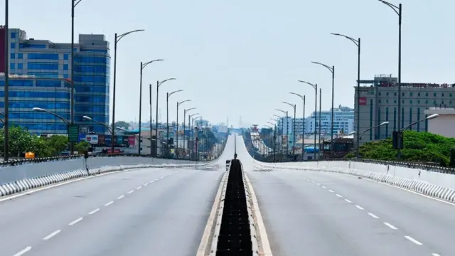 பெங்களுரூவில் உள்ள சாலை