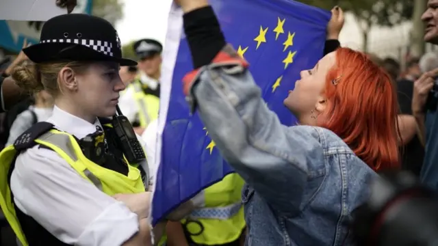 Демонстрация