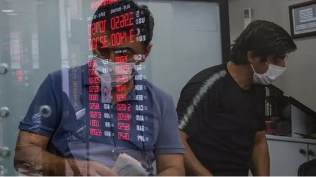 İstanbul'da bir döviz bürosu