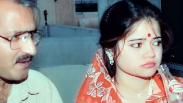 ரூபாவும், ரஜ்ஜி அப்டியும் திருமணம் செய்து கொண்டு 30 ஆண்டுகளாக சேர்ந்து வாழ்கிறார்கள்.