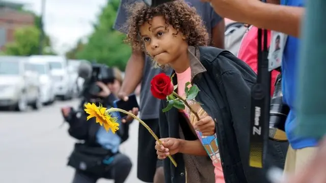 دختری در انتظار رئیس جمهوری آمریکا، آقای بایدن نخستین رئیس جمهوری است که به تالسا رفته است