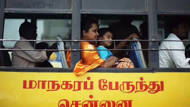 பஸ் பாஸ்