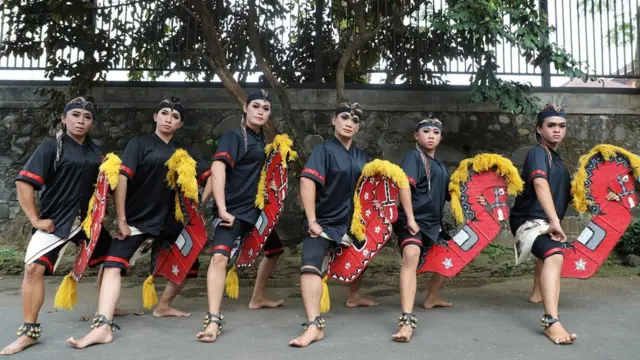 rianto, lengger lanang, kucumbu tubuh indahku, garin nugroho, banyumas, penari