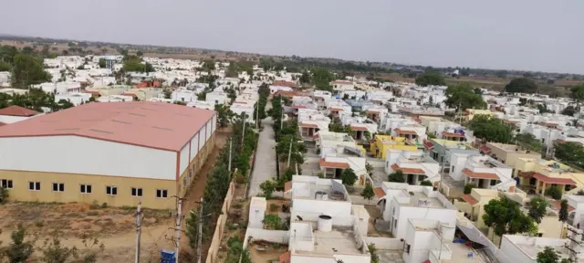 కేసీఆర్ దత్తత తీసుకొని పునర్నిర్మించిన గ్రామం