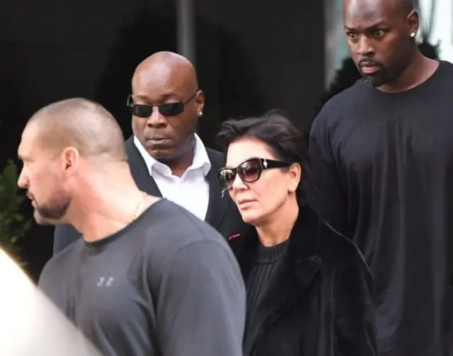 Mãeblaze girouKim Kardashian, Kris Jenner