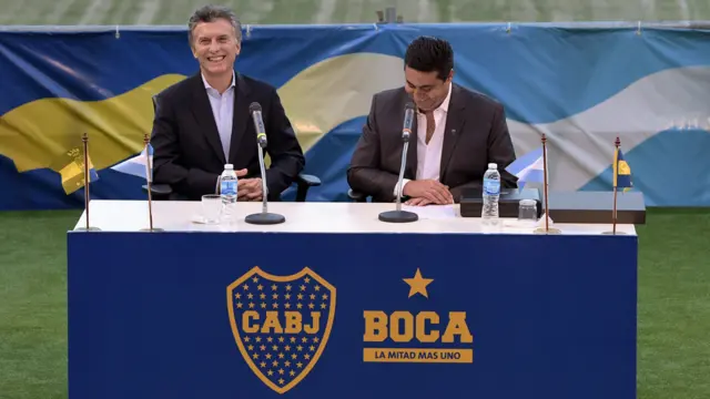 Macri y Angelici