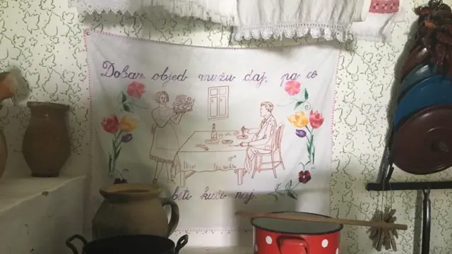 Vez iznad šporeta, etno kuća