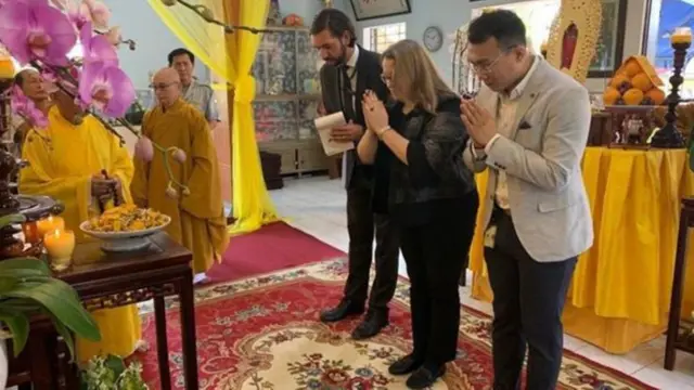 Việt Nam