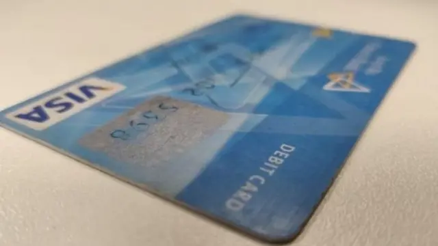 આ કાર્ડમાં ચીપ નથી