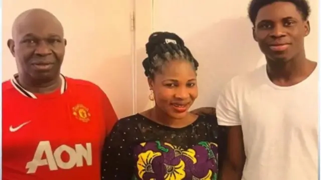 Baba, iya ati Folajinmi Olubunmi-Adewole