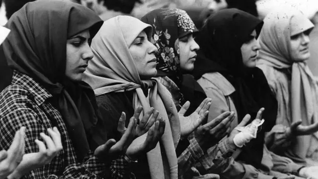 دستاوردها و چالش‌های جنبش زنان ایران به مناسبت ۸ مارس