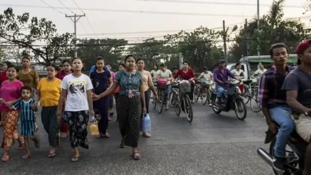 လှိုင်သာယာမှာလည်း ဆိုင်ကယ် တရားဝင်စီးခွင့် မပြုသေး