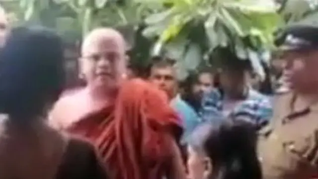 Buddha printed sari in Sri Lanka