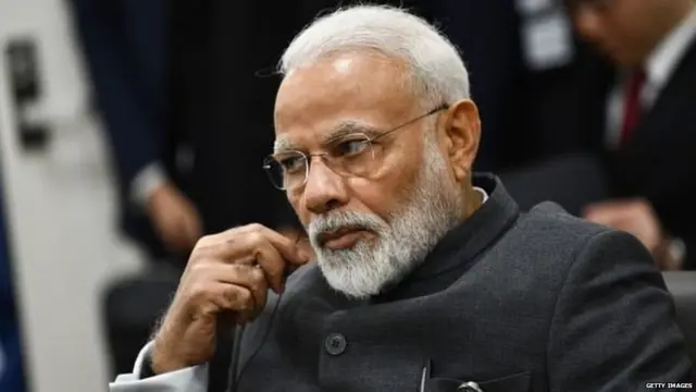 नरेंद्र मोदी