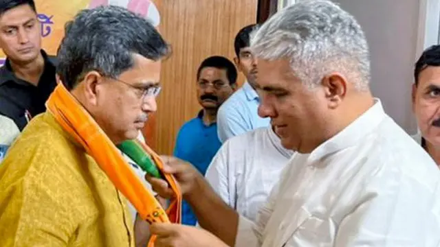 माणिक साहा: