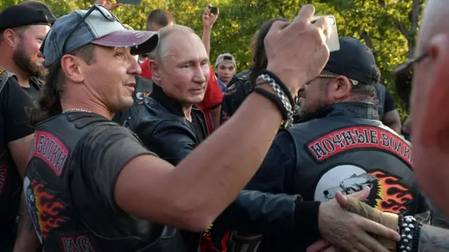 Putin və baykerlər