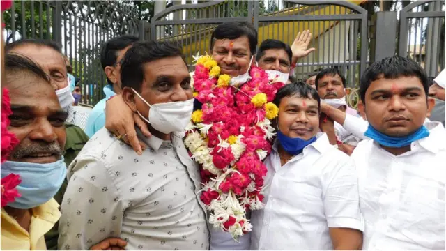 11 બેઠકો માટે 31 ઉમેદવારો વચ્ચે તીવ્ર હરીફાઈ હતી