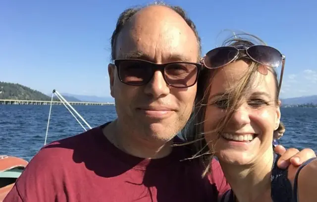 এক দশকের বেশি আগে সন্তান নেয়ার পর, এখন অ্যারনের সঙ্গে নতুন পরিবার তৈরি হয়েছে জেসিকার