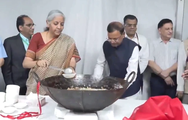 બીબીસી ગુજરાતી સામાન્ય બજેટ નિર્મલા સીતારમણ બજેટ સ્પીચ નરેન્દ્ર મોદી નાણામંત્રી