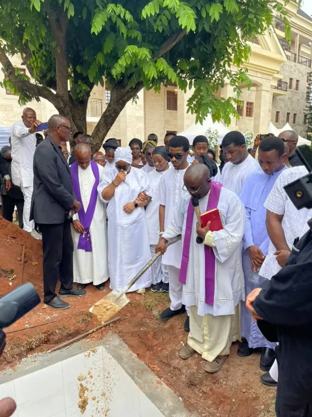 Fifi eru fun eru fun Ifeanyi Ubah 