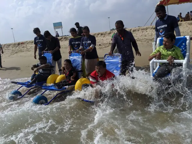 மாற்றுத்திறனாளி சதீஷ் குமார்