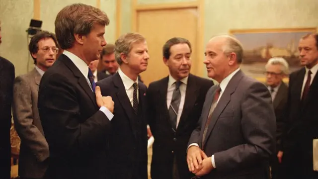 Tom Brokaw, Mixail Qorbaçov, SSRİ