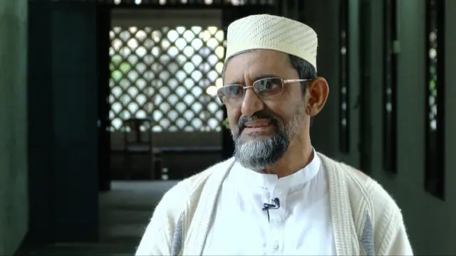 ঢাকা আলিয়া মাদ্রাসার অধ্যক্ষ অধ্যাপক সিরাজ উদ্দীন আহমাদ