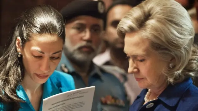 ہلری کلنٹن، ہما عابدین