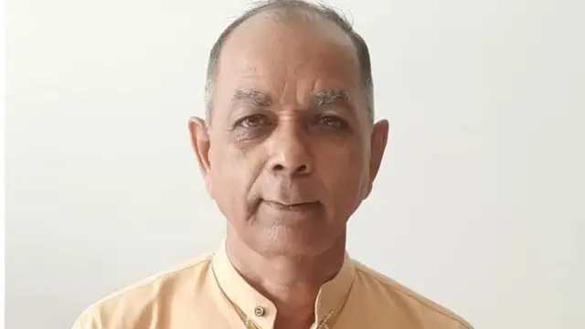 રાજકોટના એક સિનિયર સિટીઝન અમૃતલાલ પરમાર છેલ્લા પાંચ વર્ષથી ગુજરાત હાઈકોર્ટમાં ગુજરાતી ભાષામાં કેસ લડવા અંગે ખુદની કાનૂની લડાઈ લડી રહ્યાં છે