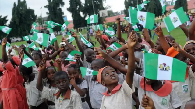 Ụmụaka na-efeọkọlọtọ Naịjirịa