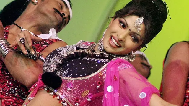 پرینکا کا کہنا ہے کہ شو بز میں عورت ہوکر کامیابی حاصل کرنا بہت مشکل ہے