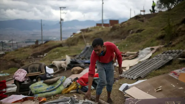 Desalojo en Colombia