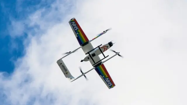 사지드 자비드 보건장관은 "환자들이 어디에 있든, 최상의 치료를 받기를 바란다"고 말했다