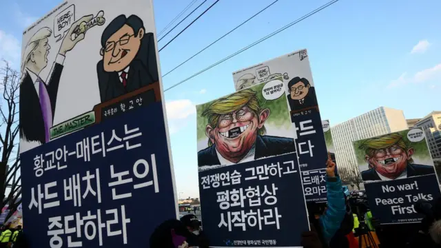 韩国民众抗议部署萨德反导系统