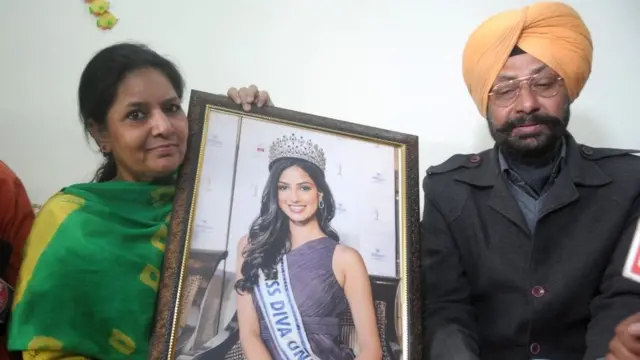 हरनाझ संधूचे कुटुंबीय