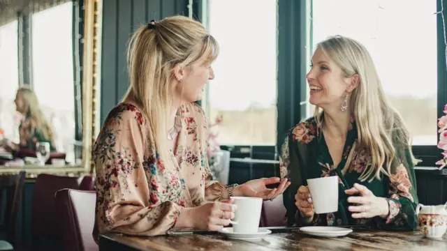 Il est plus facile de se comprendre lorsque l'on sent que l'autre personne est sur la même longueur d'onde.