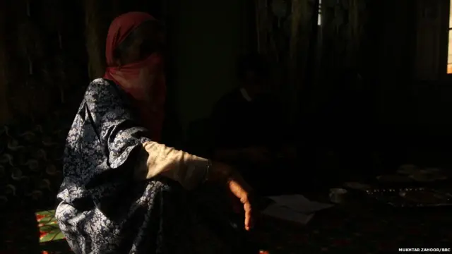 ਨਦੀਮ ਦੀ ਮਾਂ ਬੋਲਸੋ ਵਿੱਚ ਆਪਣੇ ਘਰ