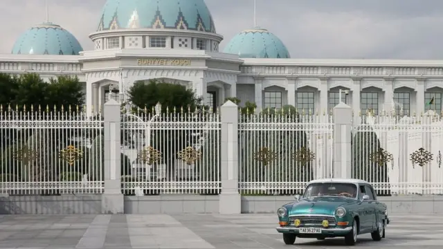 તુર્કમેનિસ્તાનના જનજીવનનું દૃશ્ય