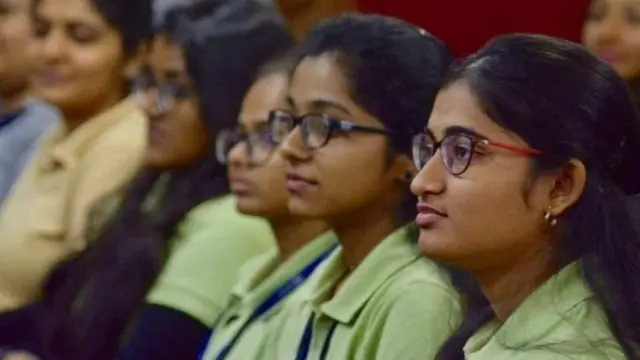 విద్యార్థులు