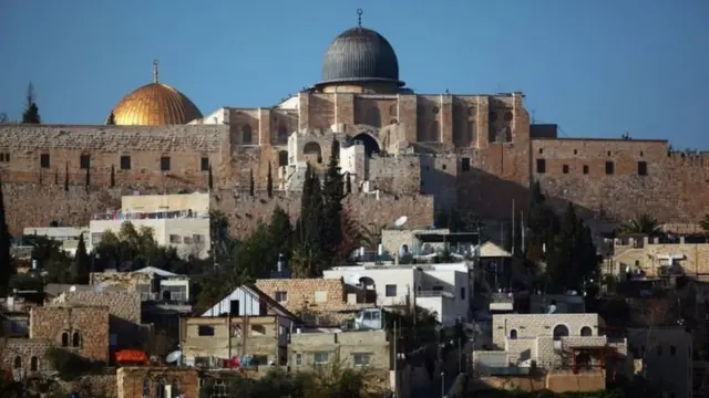 The Dome of the Rock na msikiti wa Al-Aqsa