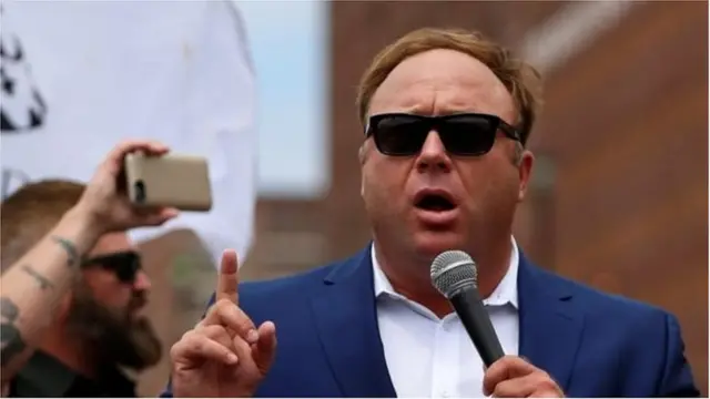 অ্যালেক্স জোন্স